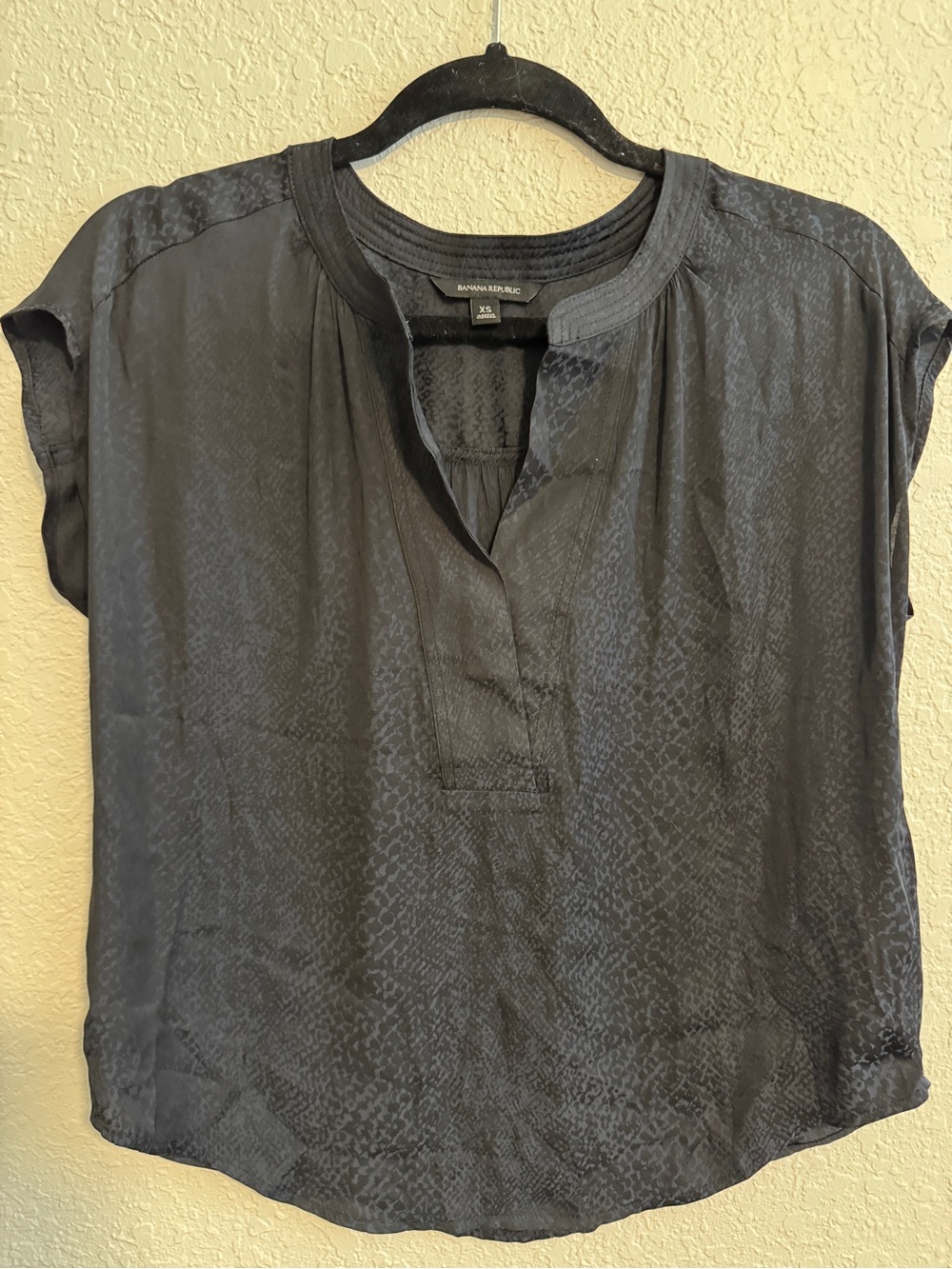 Banana Republic Women's Short Sleeve Blouse